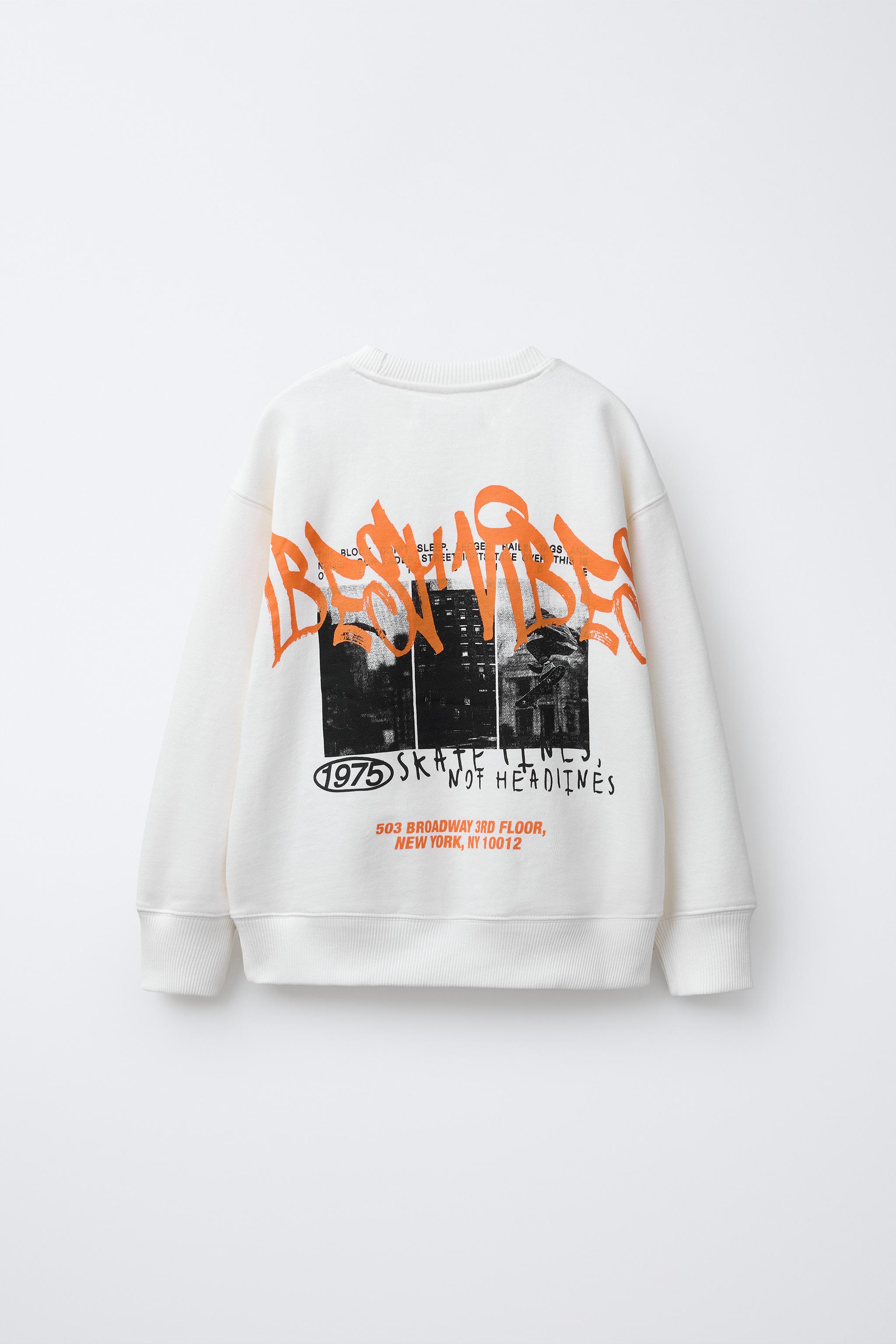 GRAFFITI PRINT SWEATSHIRT